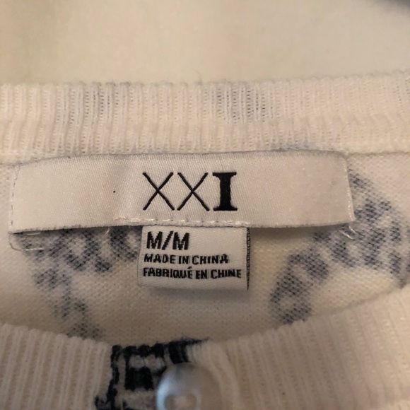 Cardigan - Picture 2 of 3